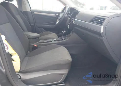 2021 Volkswagen Jetta 1.4T R-Line/1.4T S/1.4T Se z USA, uszkodzony, nr VIN 3VWC57BUXMM012972